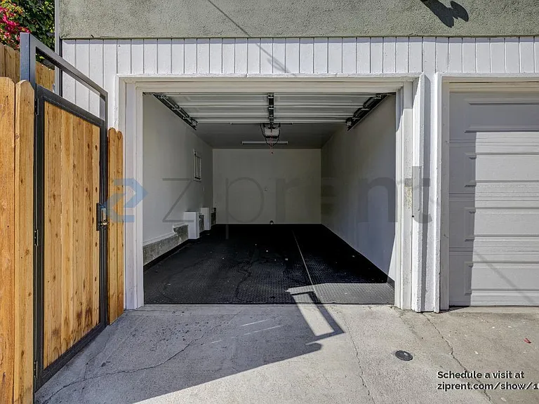 1917 Hyperion Ave — Photo 16