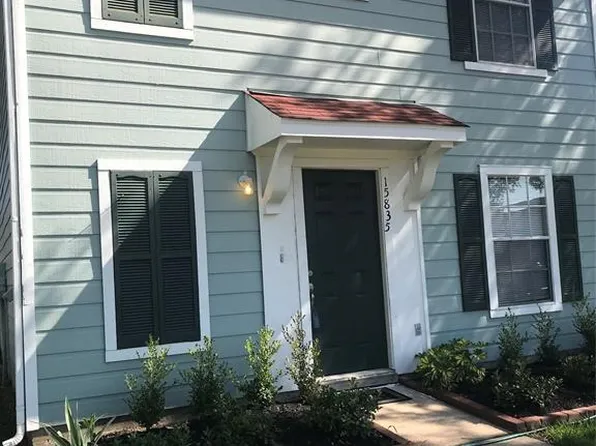 15835 S Alley Ct, Houston, TX 77082