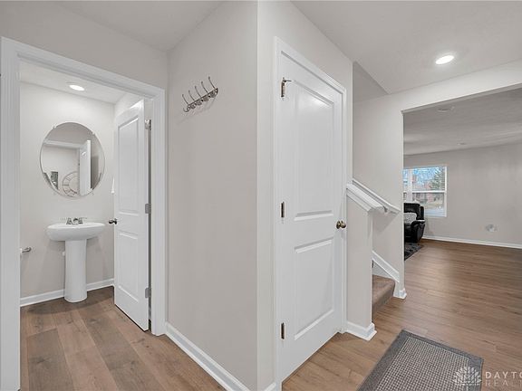4th image of 2405 Amelia Ct