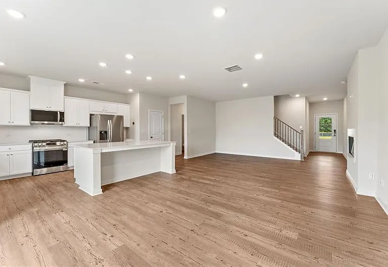 1303 Farmers Loop #R — Photo 16
