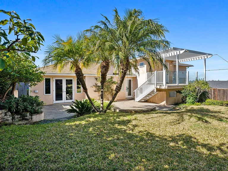 732 Bison Ave — Photo 25