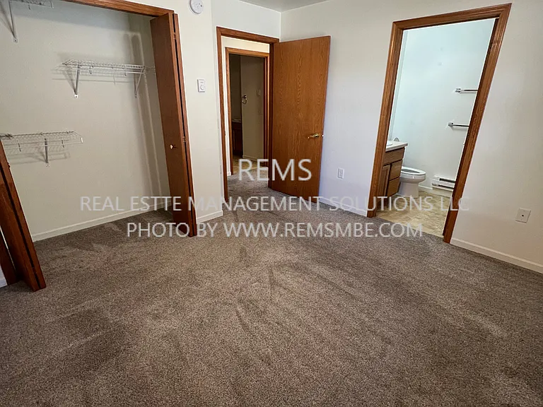 1125 17th Ct — Photo 10