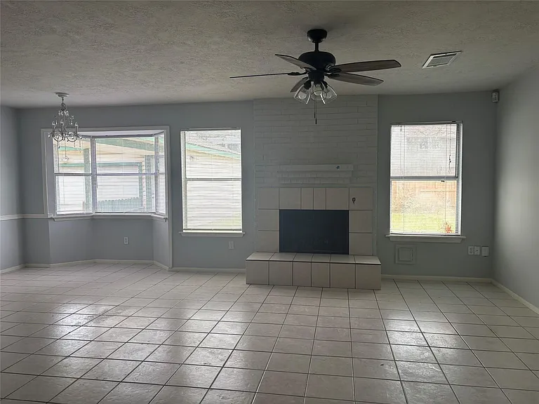 402 Oak Harbor Dr — Photo 14
