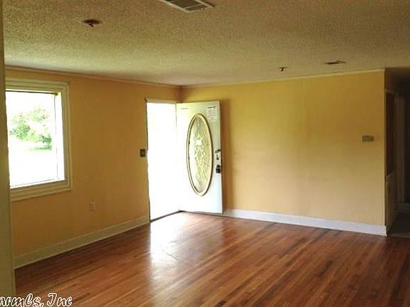 2nd image of 1140 Delta Cir