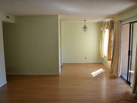 4th image of 16245 NE 12th Ct APT G93
