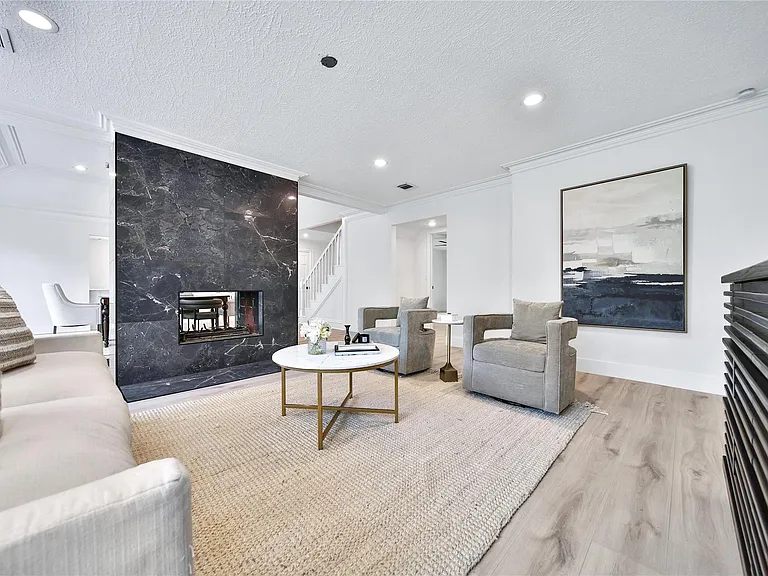 1314 Stependale Dr — Photo 4