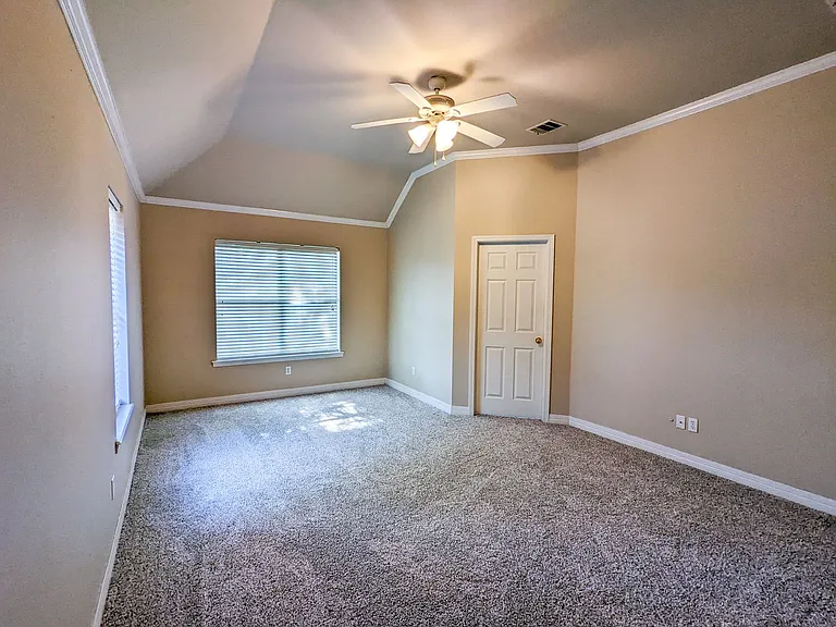 2518 Brookhaven Dr — Photo 4