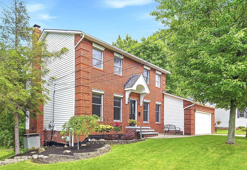 1st image of 643 Robin Dr