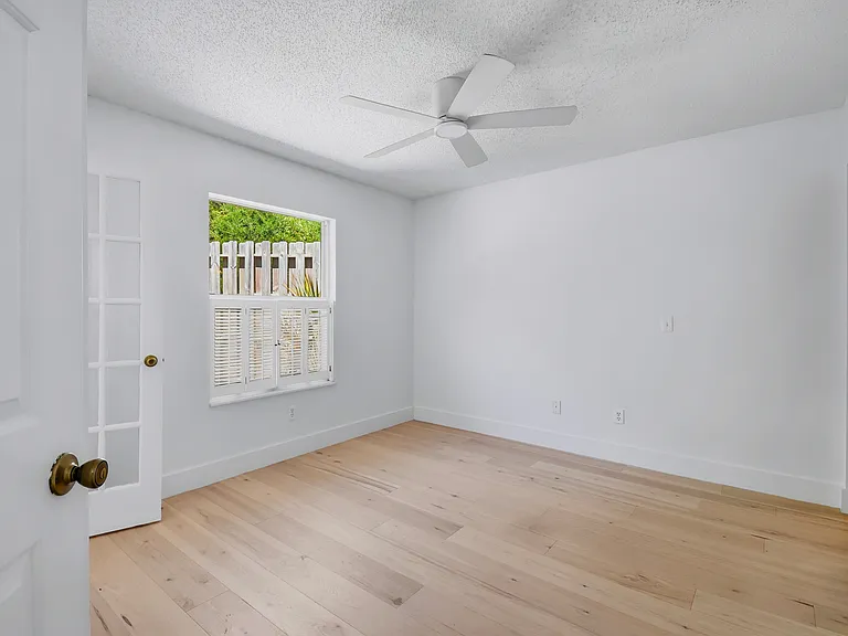 19 Lockhart Ln — Photo 14