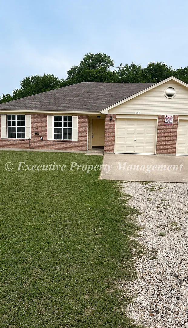 1140-1142 County Road 4804 — Photo 1