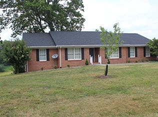 114 Woodcreek Rd, Bedford, VA 24523