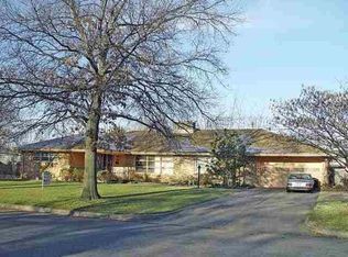1201 N Pinecrest St, Wichita, KS 67208