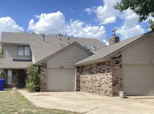 100 Harvard Rd #100, Norman, OK 73072