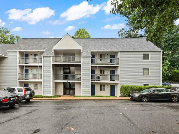 1243 Cedars Ct APT C2, Charlottesville, VA 22903