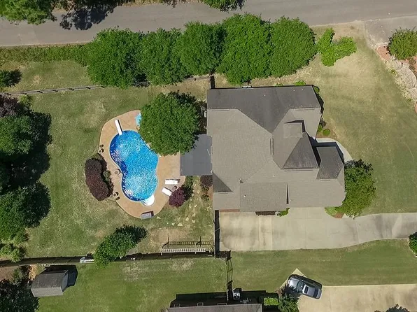 10 Saint Simons Way, Deatsville, AL 36022