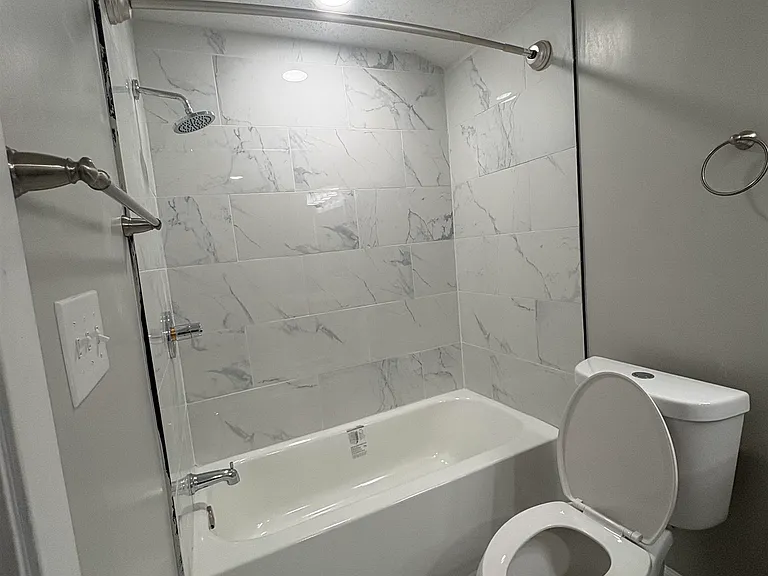 945 Nora Rd — Photo 17