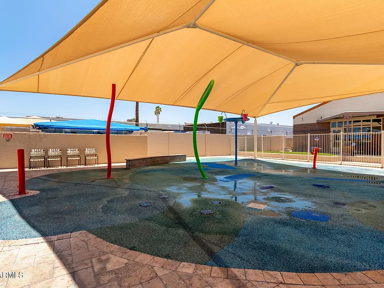 1347 W Lobo Ave — Photo 33