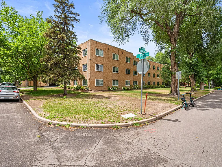 525 N Jackson St #103 — Photo 2