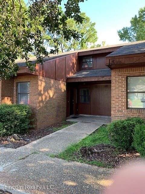 1st image of 2734 Tyndall Dr