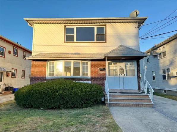 58 Cohill Rd #1F, Valley Stream, NY 11580