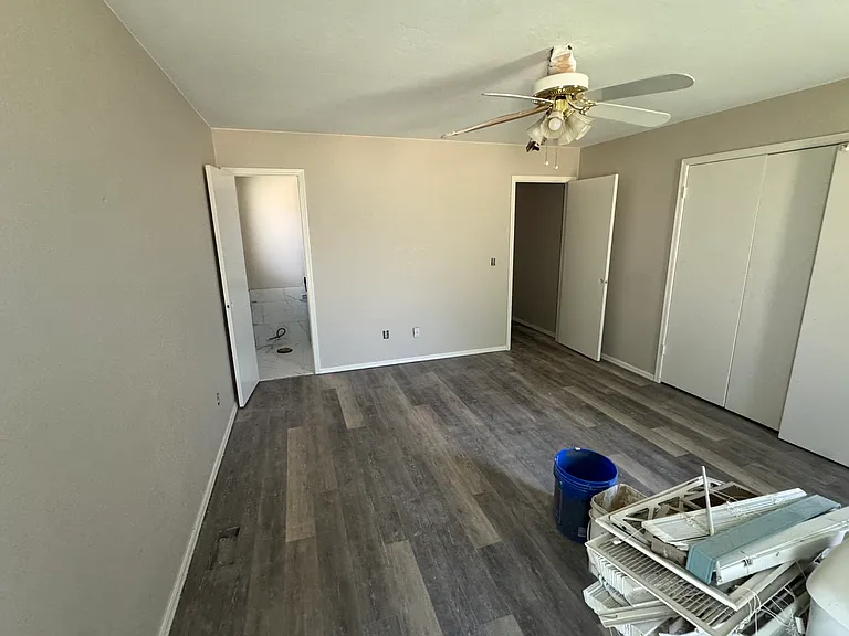 2618 Richardson Dr — Photo 12