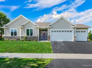 5367 Waters Bend Dr, Belvidere, IL 61008