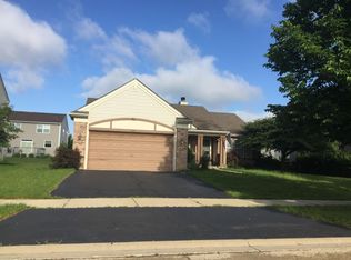 2081 Conway Ln, Aurora, IL 60503