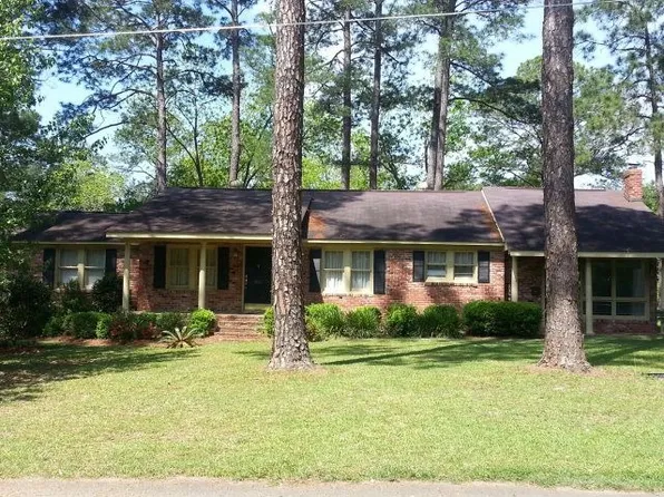 611 S Beech St, Ocilla, GA 31774