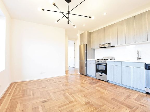 2nd image of 254 Seaman Ave APT C4