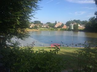 9557 Michigan Dr, Olive Branch, MS 38654