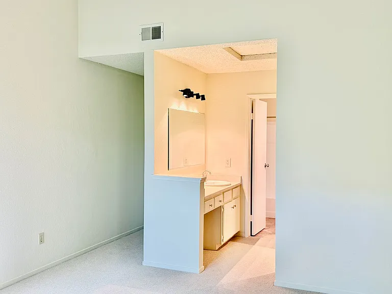 1211 Capri Way #3 — Photo 11