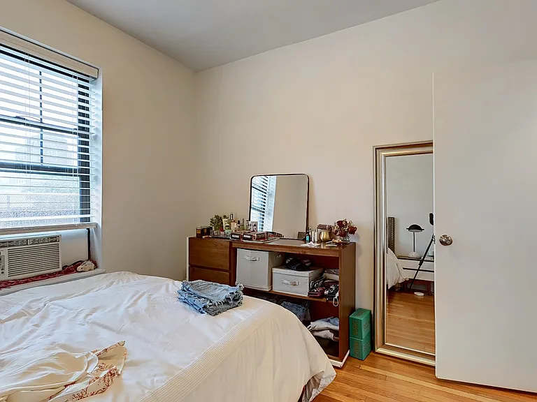 315 W 19th St #51 — Photo 7
