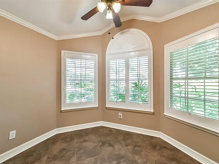 4111 Hermitage Hollow Ln — Photo 5