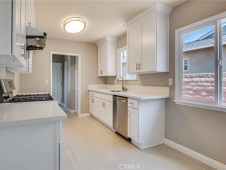 4259 Newton St — Photo 6