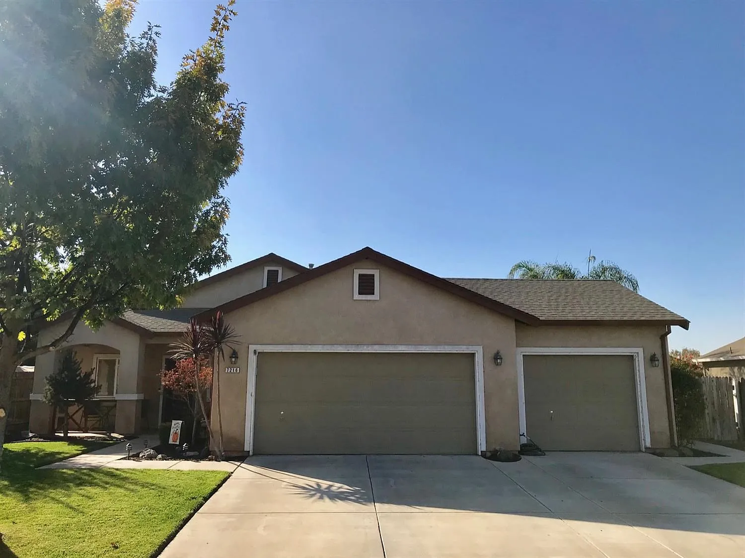 7216 Finale Ln photo 1