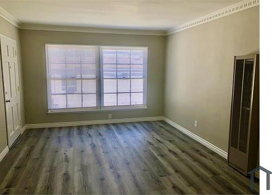 1st image of 4131 Somerset Dr #4131