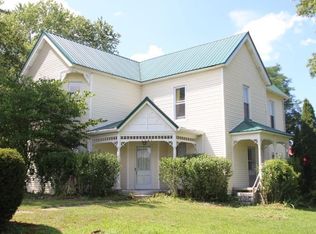 1346 Alton Station Rd, Lawrenceburg, KY 40342