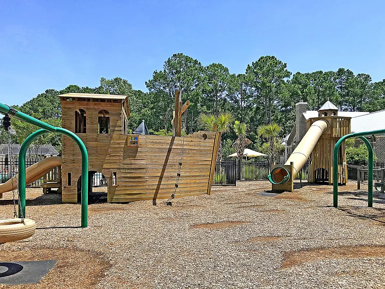 3688 Maidstone Dr — Photo 59