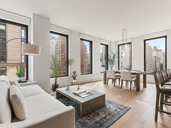 540 6th Ave #5D, New York, NY 10011