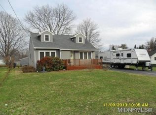 502 Woodhaven Rd, Utica, NY 13502