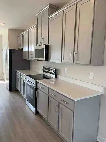 289 Huntwell West Ave — Photo 26