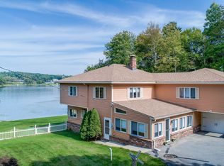 24 Captains Dr, Salem, NH 03079