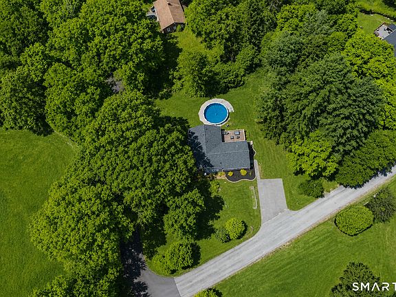 4th image of 36 Mount Hope Road