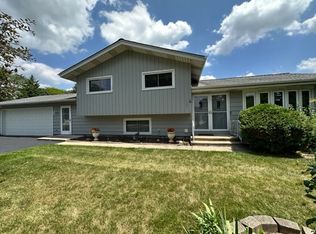 7305 Tennessee Ave, Darien, IL 60561