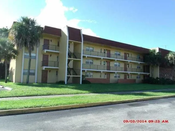 8000 Fairview Drive #205, Tamarac, FL 33321