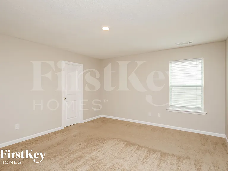 811 Walnut Creek Cir — Photo 11