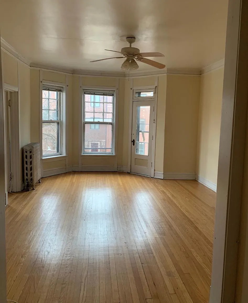 753 W Bittersweet Pl — Photo 4