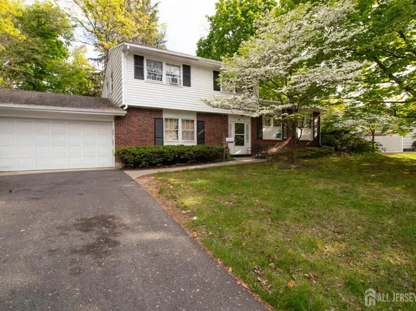 22 Agate Rd, East Brunswick, NJ 08816