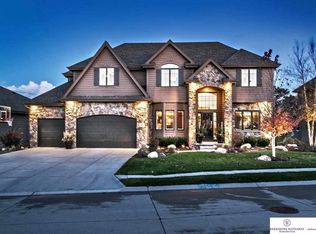 1211 S 200 Ave, Omaha, NE 68130