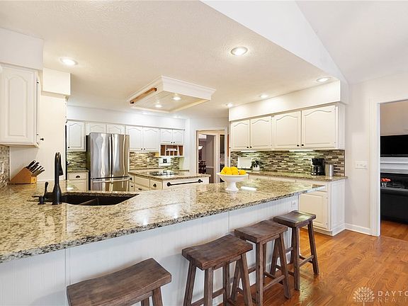 2nd image of 449 Ridge Line Ct